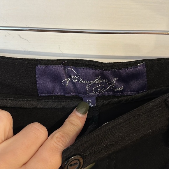 Lightly used Not Your Daughters Jeans size 12 black straight leg pant - Picture 3 of 5